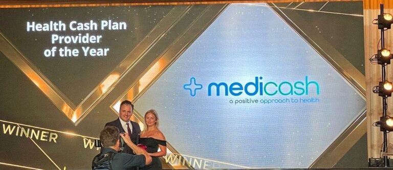 Medicash's Bianca accepts WSB Award