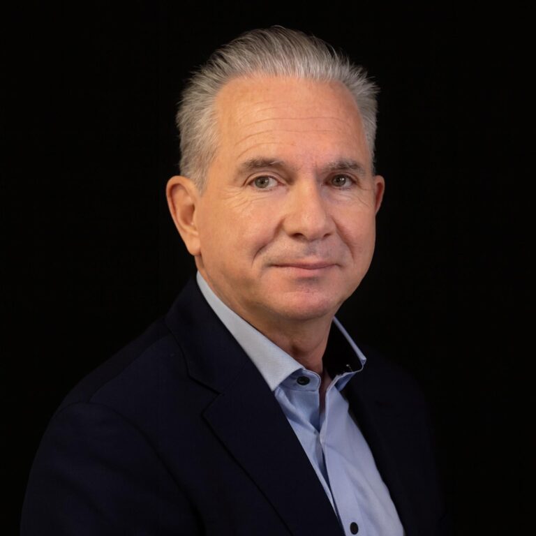 Andrew Healy headshot